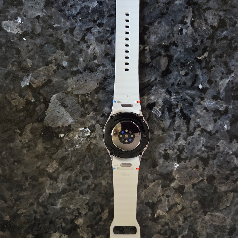 2025 Samsung 7 Watch in White